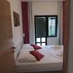 Suljic - Cash Only * Stari Grad (Hvar)