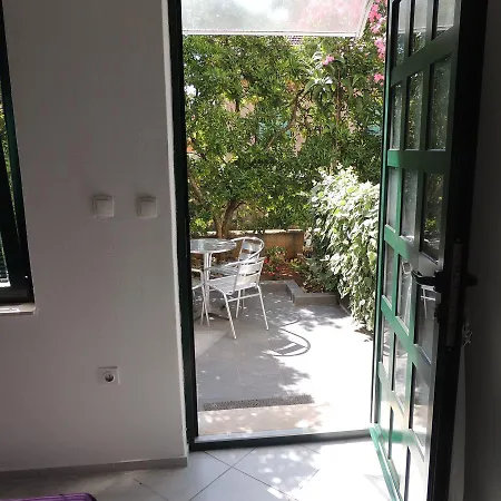 Suljic - Cash Only * Stari Grad (Hvar)