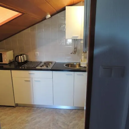 Suljic - Cash Only Stari Grad (Hvar)